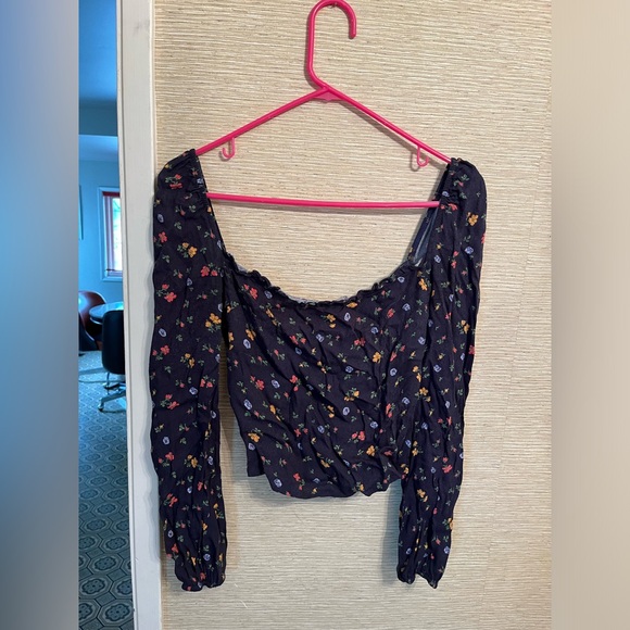 Navy Blue Floral Reformation Blouse 💙 - Picture 3 of 8